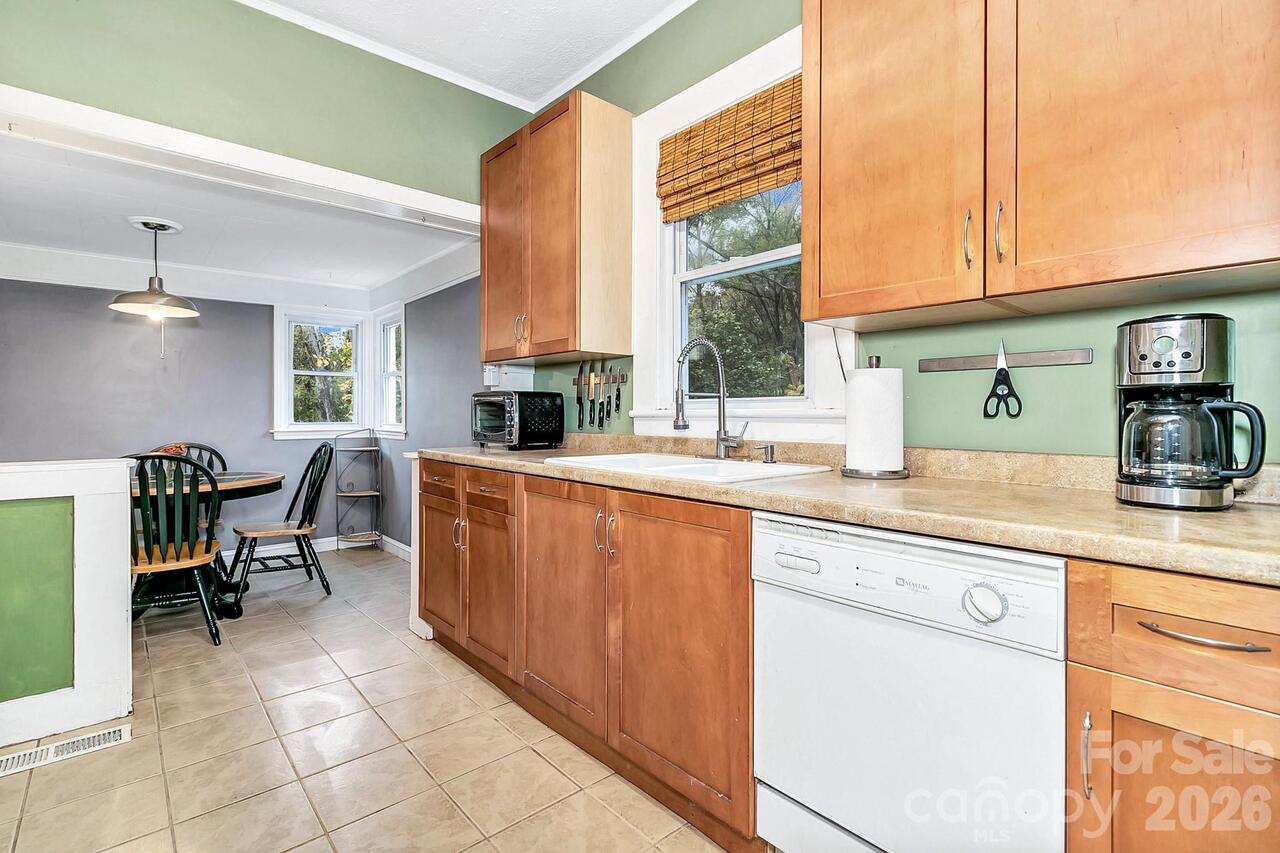 Listing Photo 18