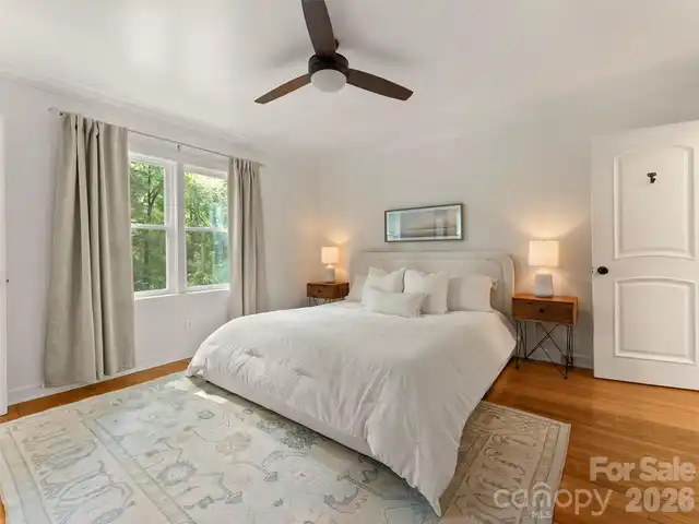 Listing Photo 18