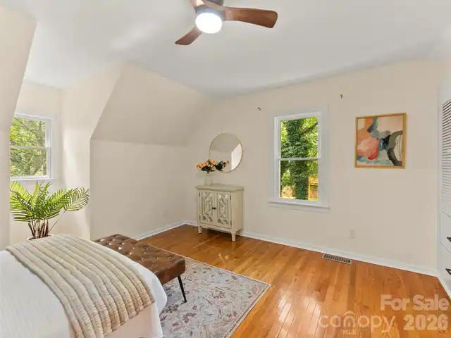 Listing Photo 25