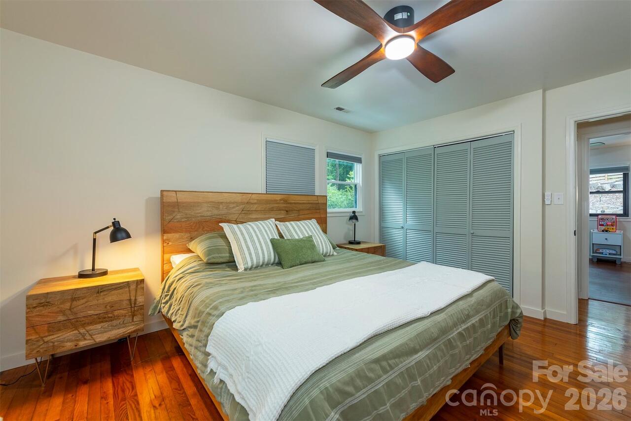 Listing Photo 21