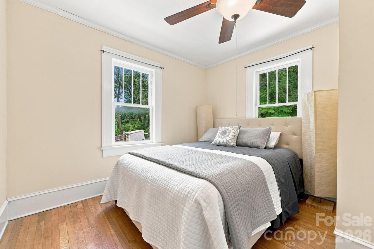 Listing Photo 22