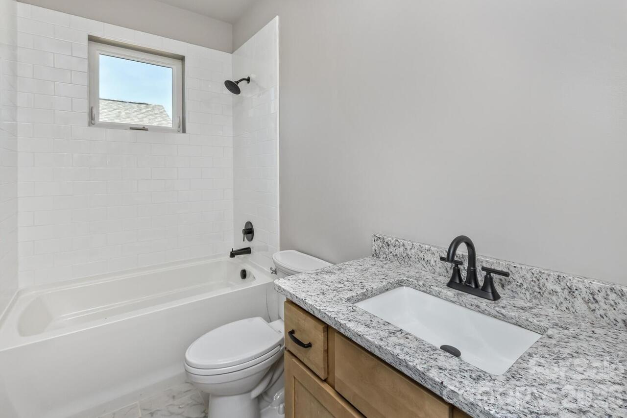 Listing Photo 7