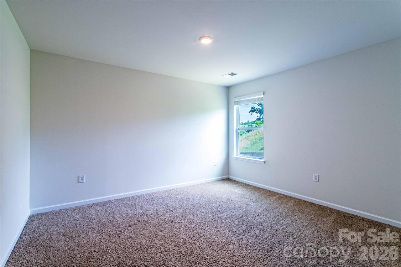 Listing Photo 26