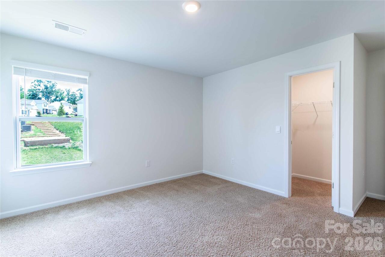 Listing Photo 28
