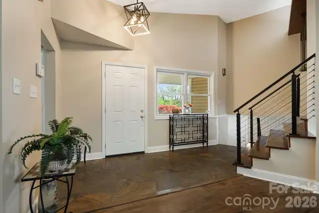 Listing Photo 6