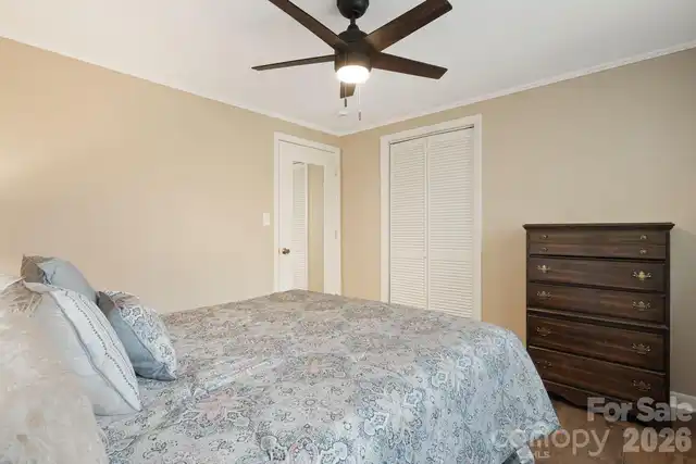 Listing Photo 22