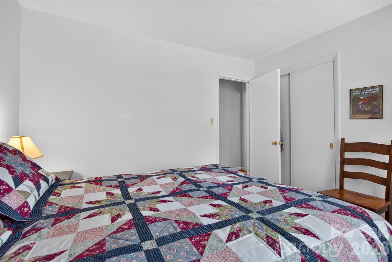 Listing Photo 25