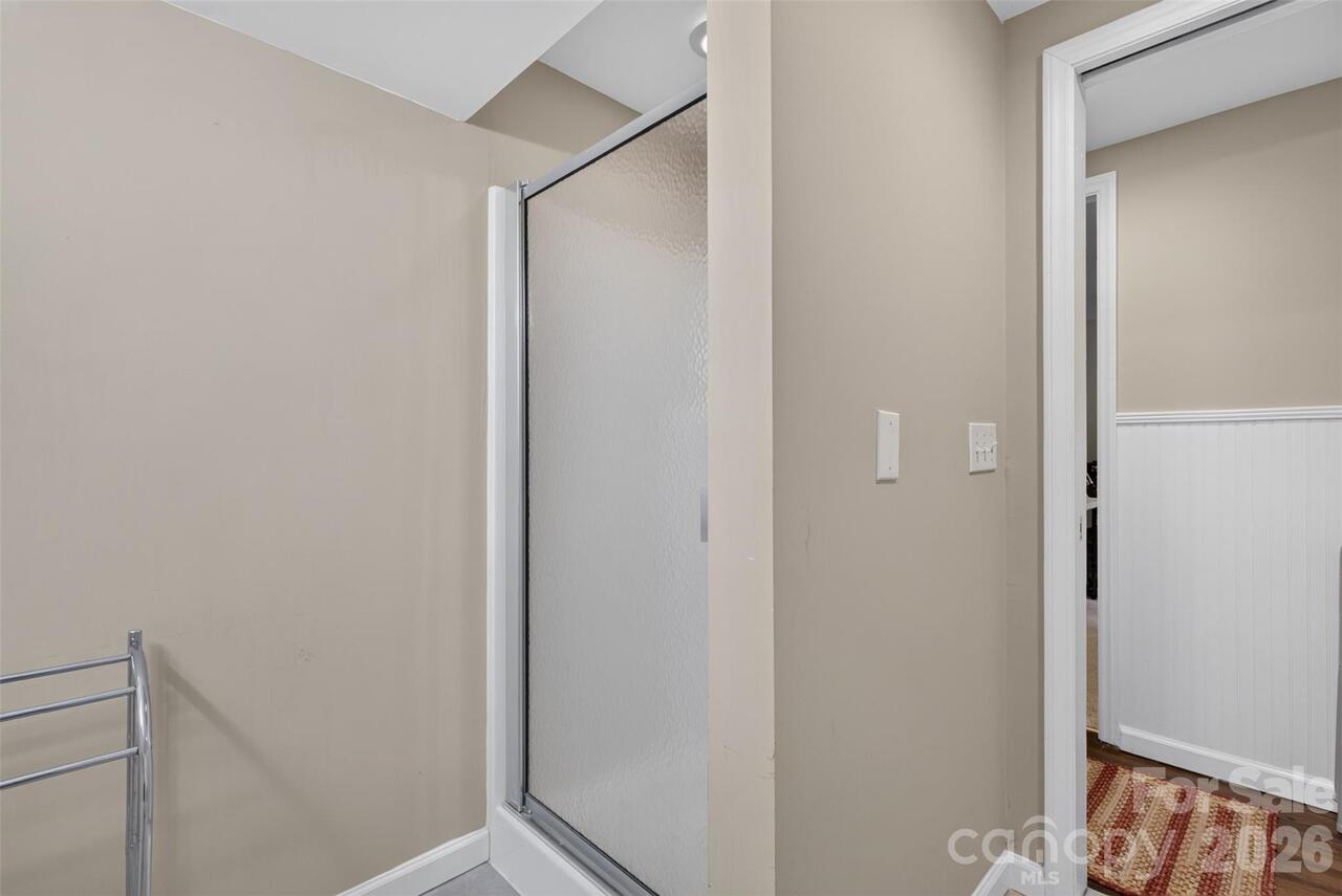 Listing Photo 32