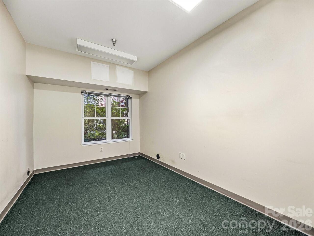 Listing Photo 33
