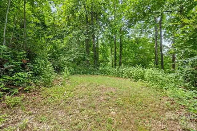 Listing Photo 14