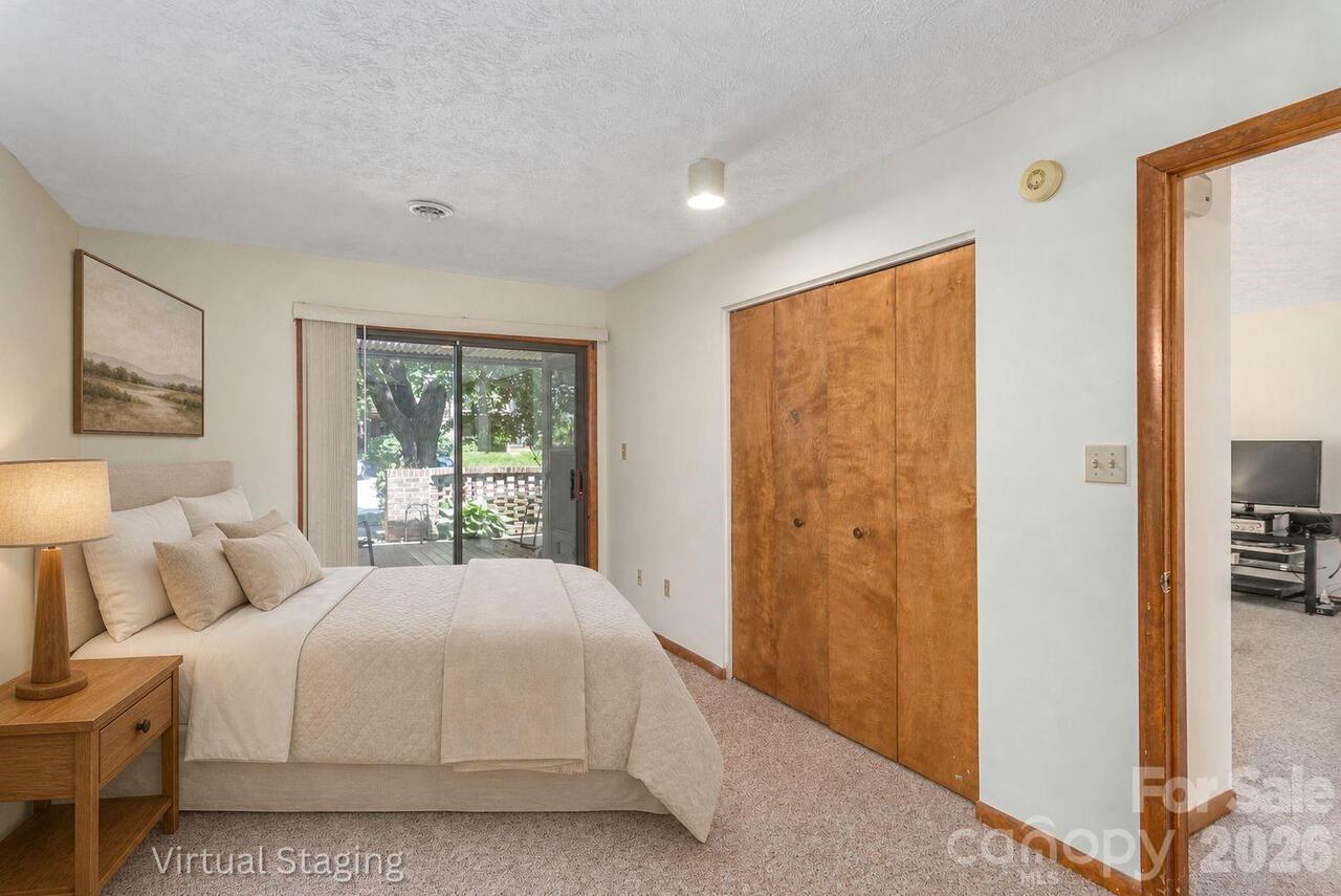 Listing Photo 17