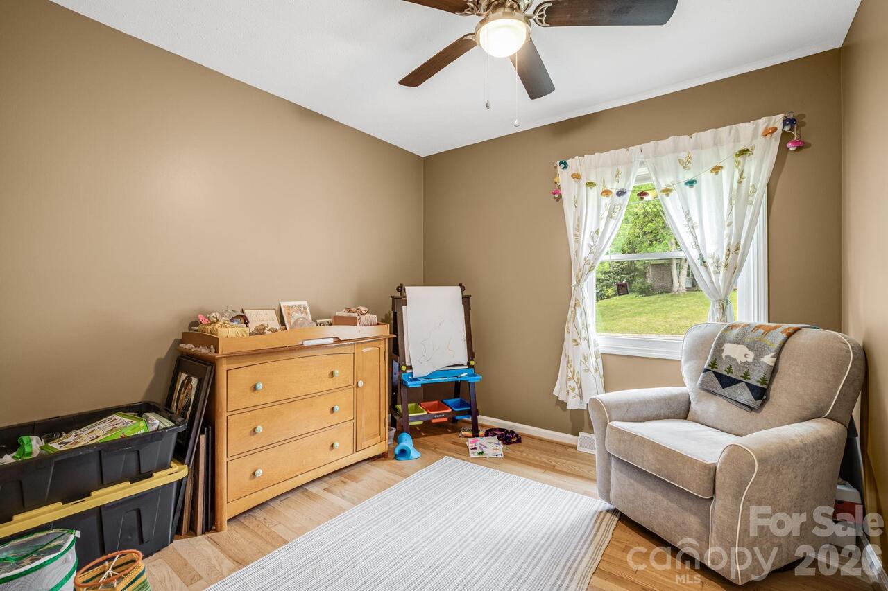 Listing Photo 21