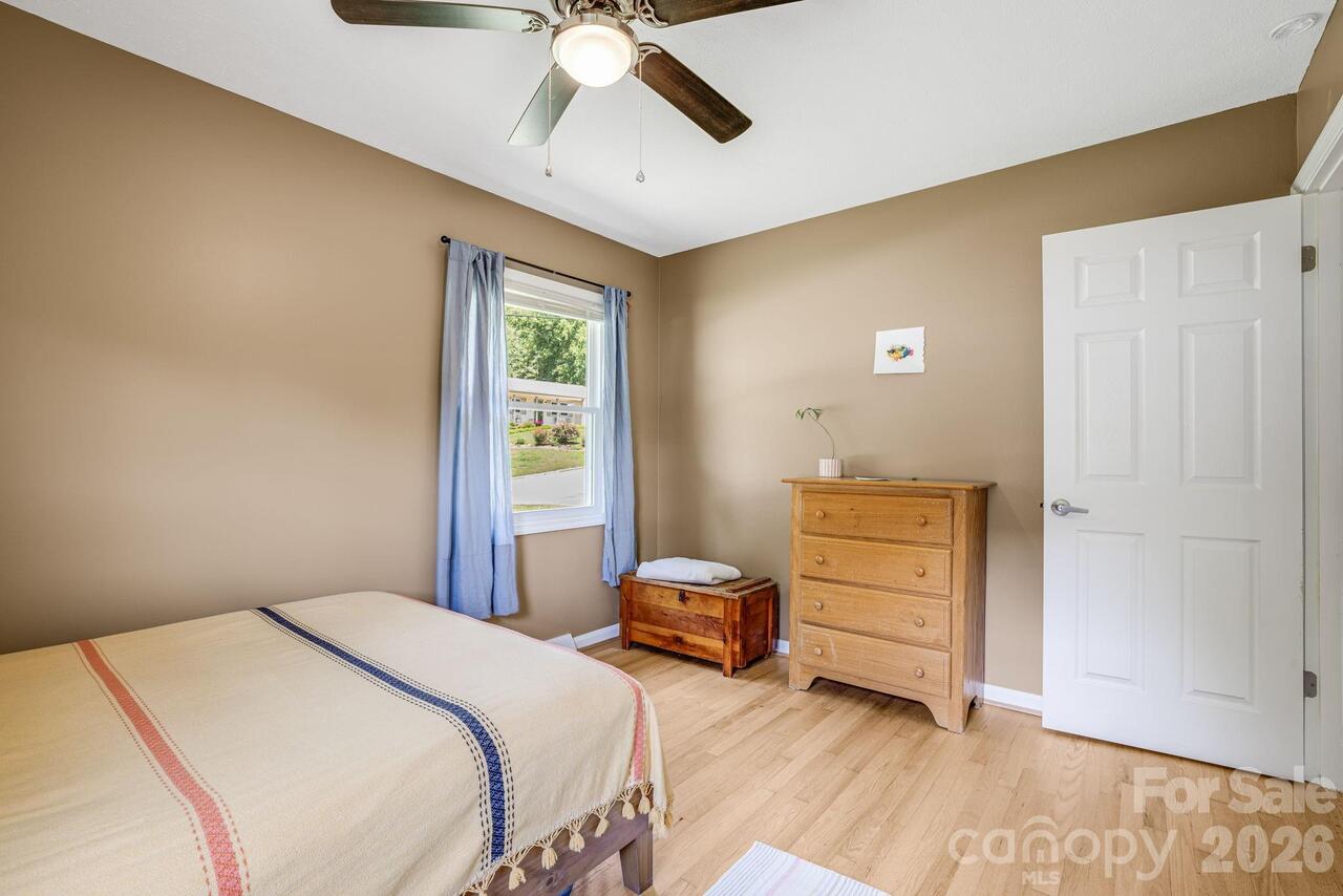 Listing Photo 27