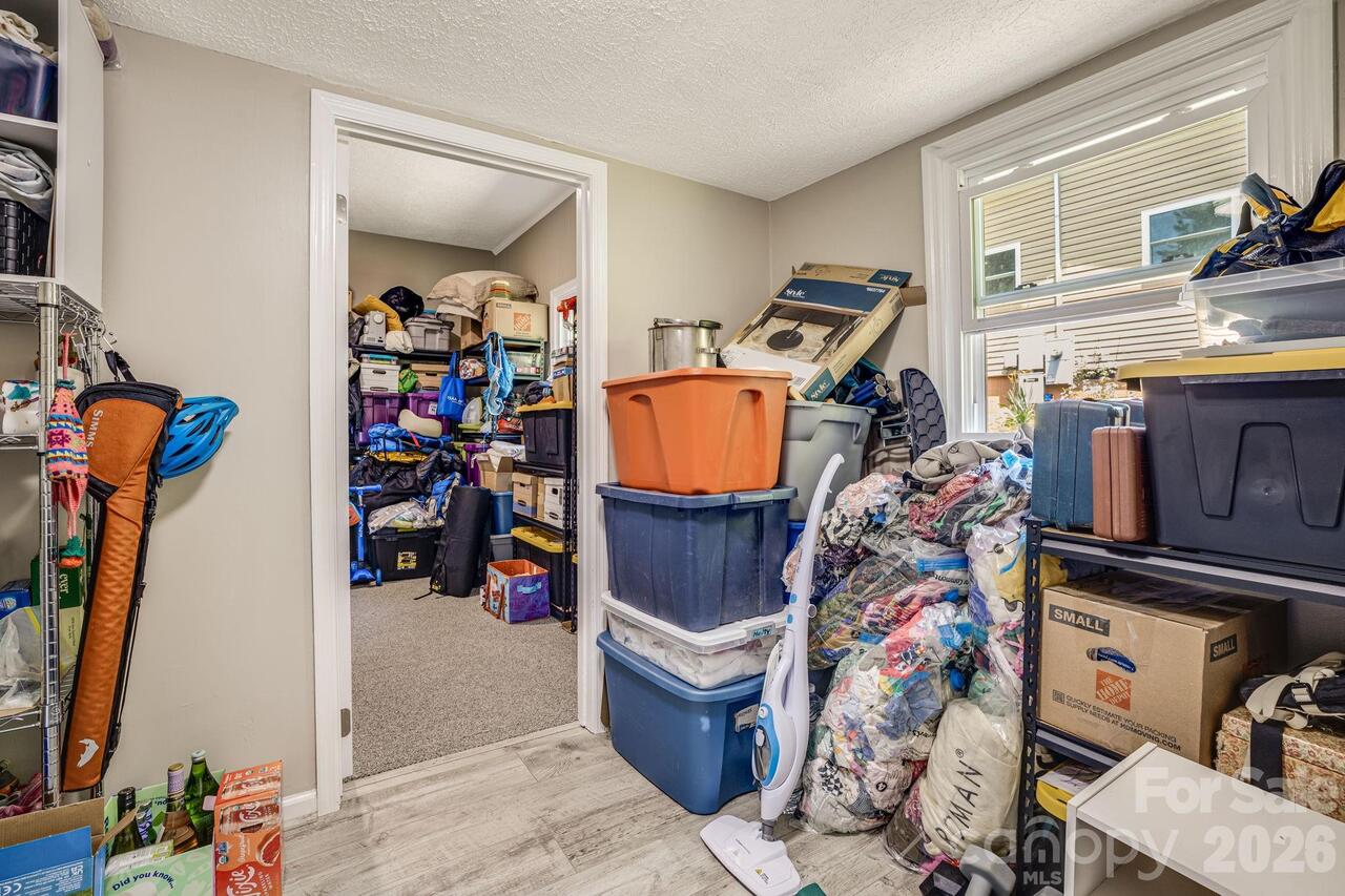 Listing Photo 38