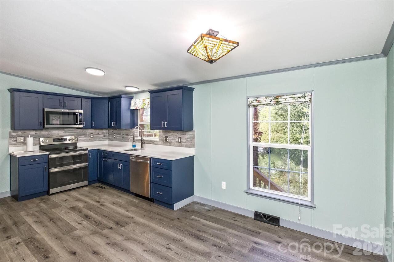 Listing Photo 15