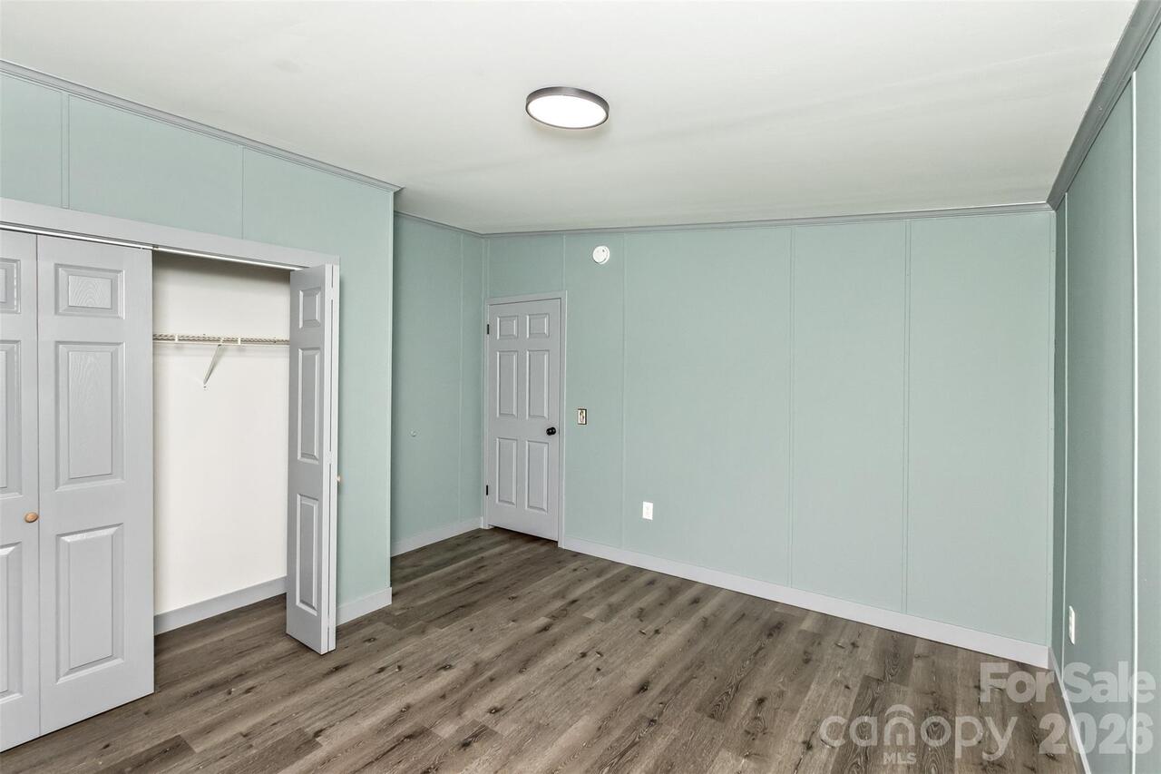 Listing Photo 28