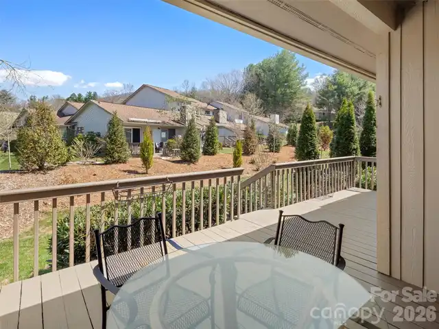 Listing Photo 17