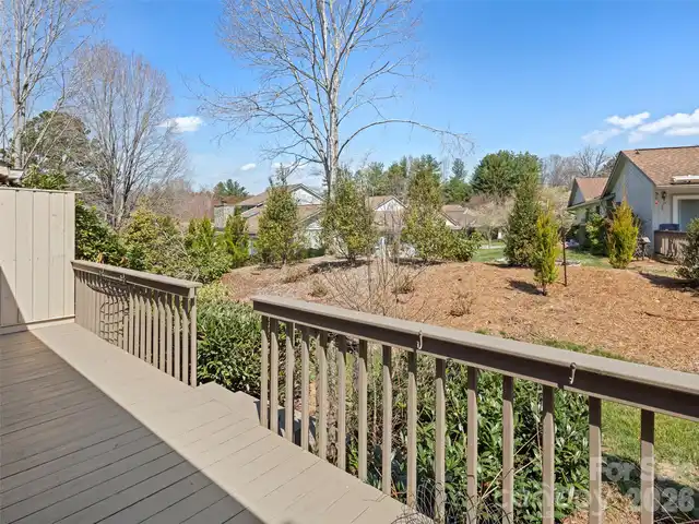 Listing Photo 18