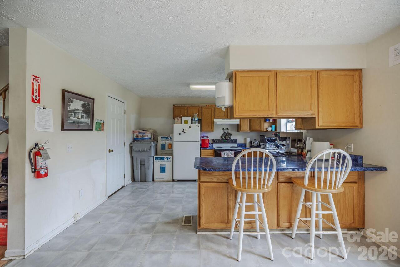 Listing Photo 15