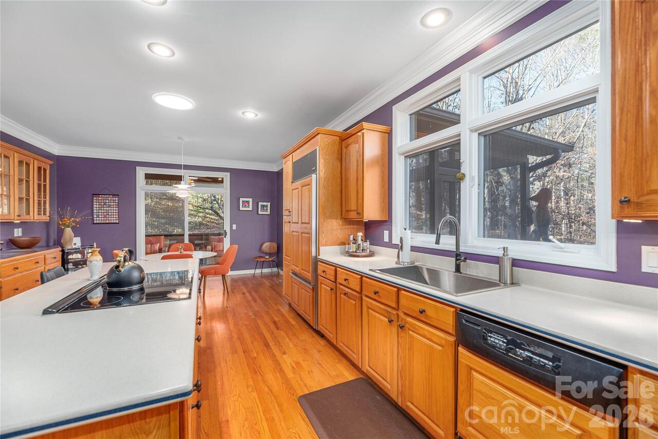 Listing Photo 17