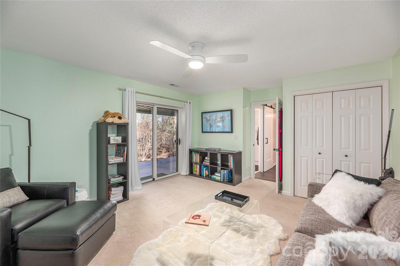 Listing Photo 33