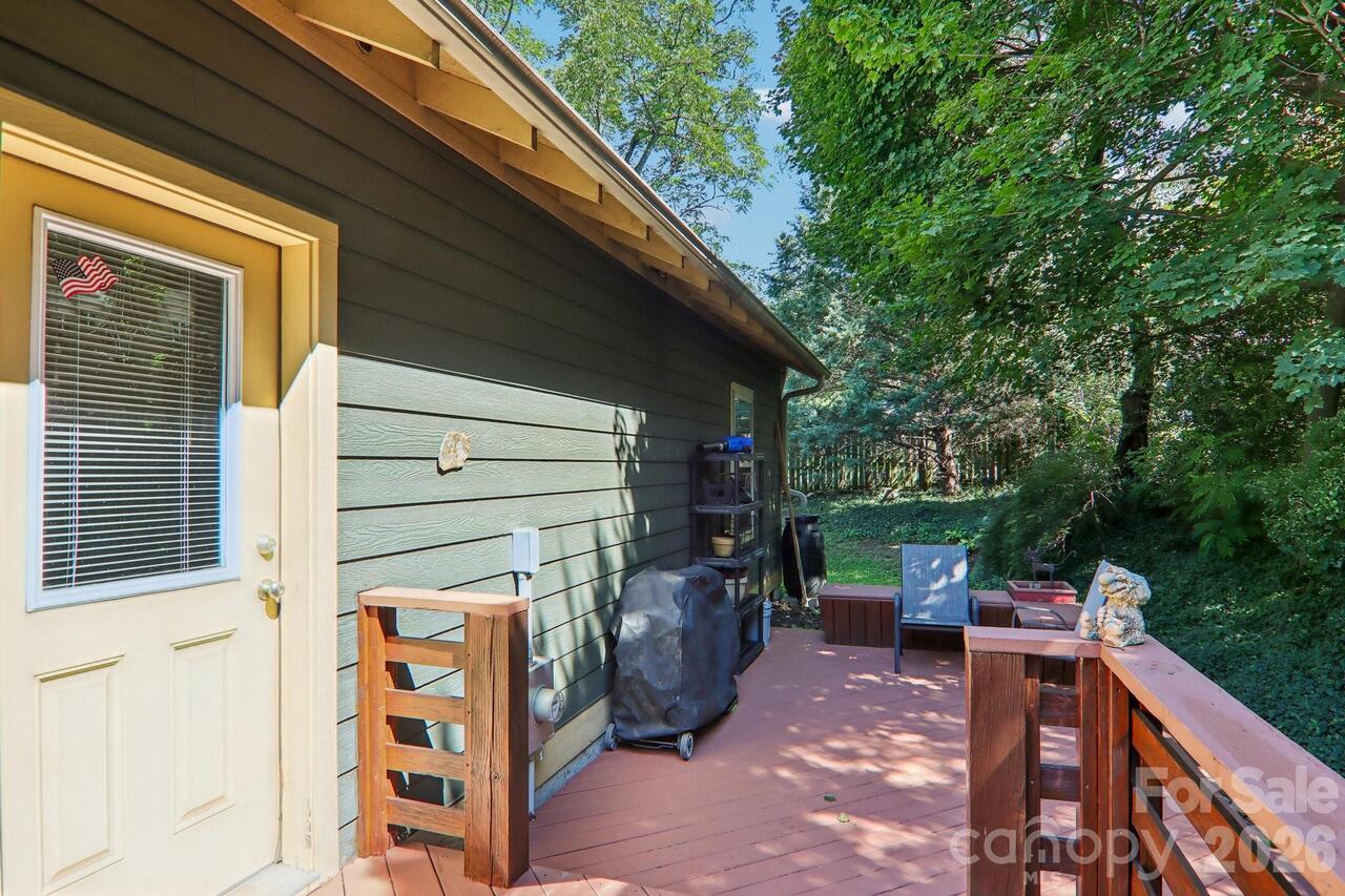 Listing Photo 21