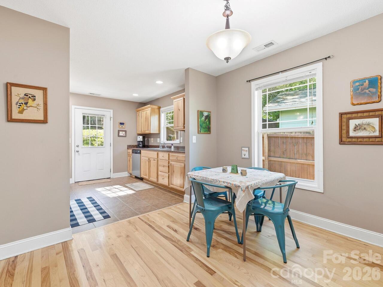 Listing Photo 18