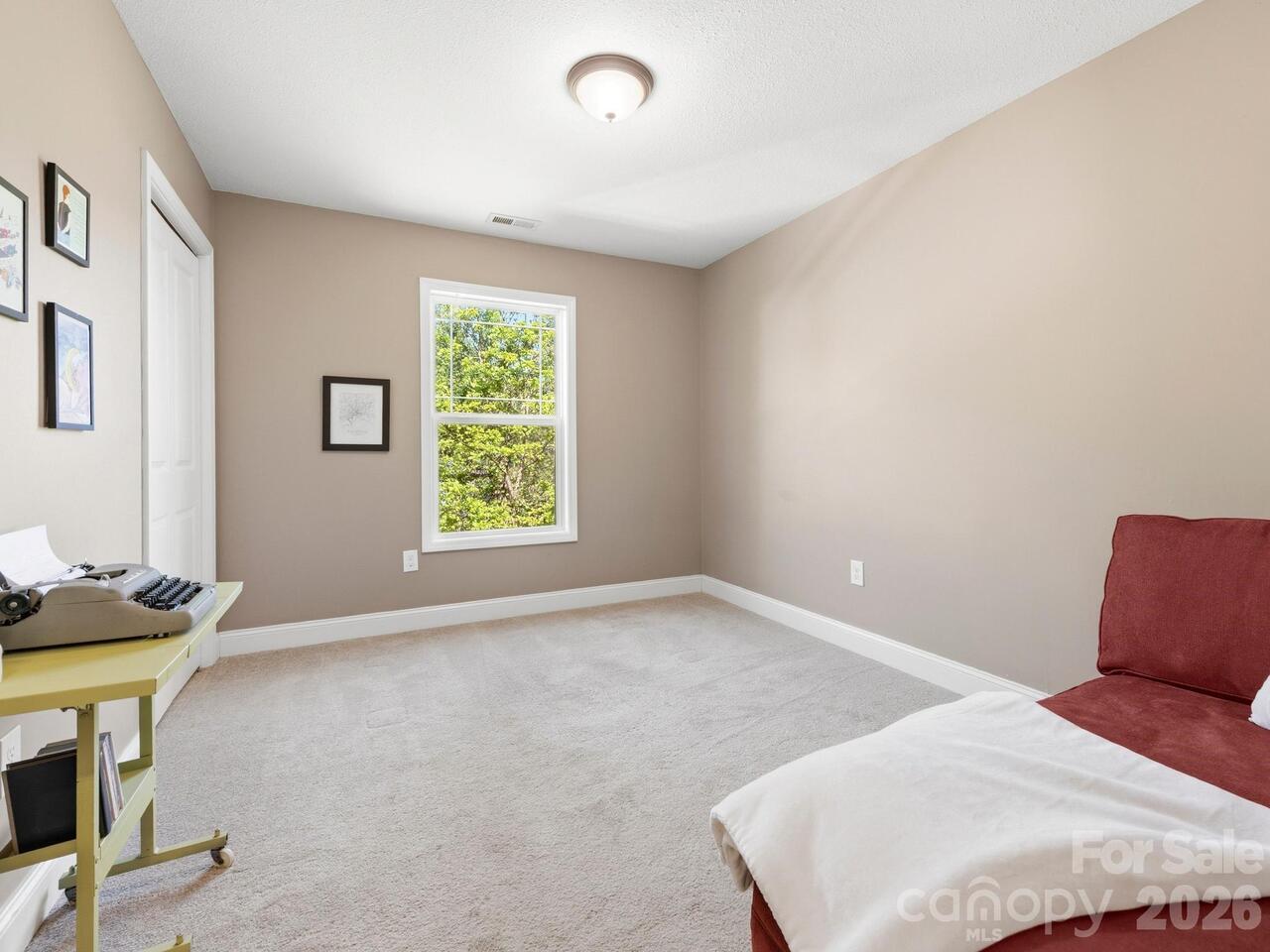 Listing Photo 28