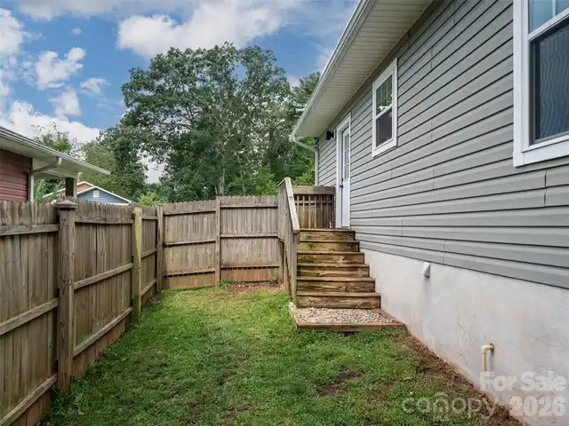 Listing Photo 25