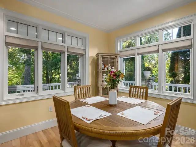 Listing Photo 16