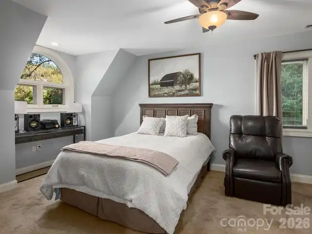 Listing Photo 25