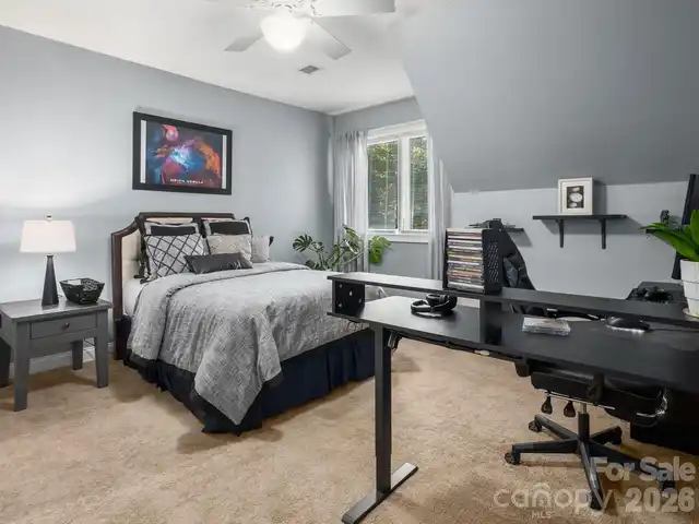 Listing Photo 28