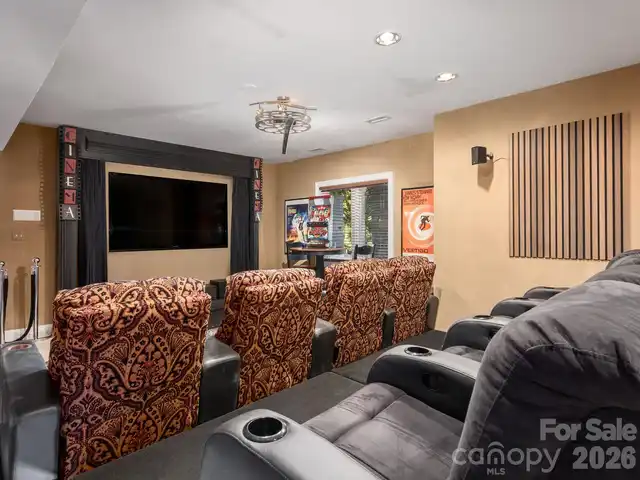 Listing Photo 32