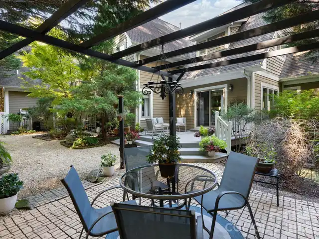 Listing Photo 41