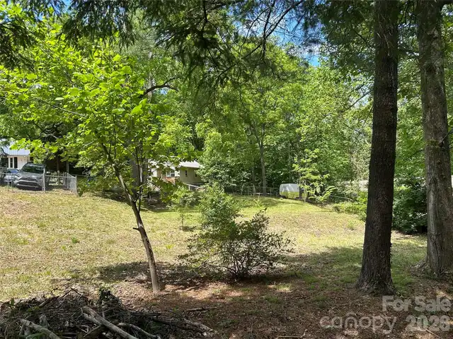 Listing Photo 10