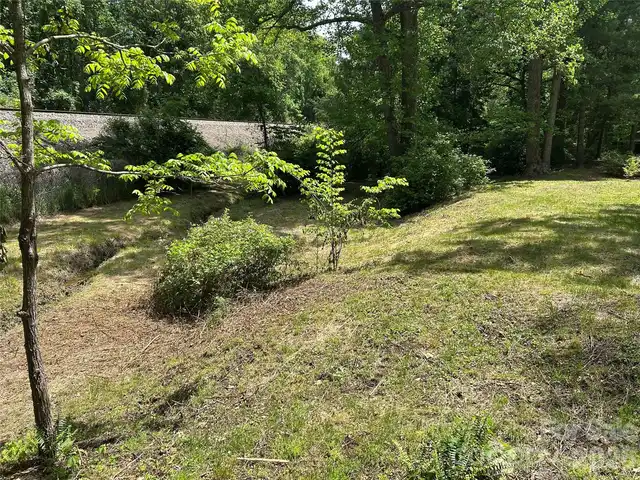 Listing Photo 17