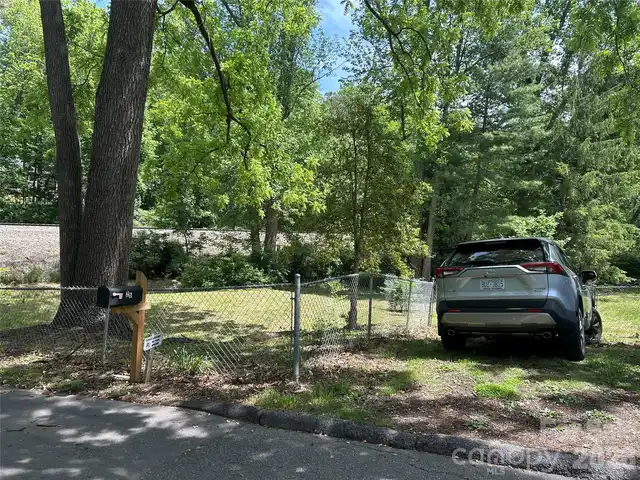 Listing Photo 18