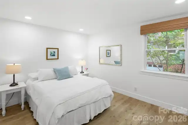 Listing Photo 21