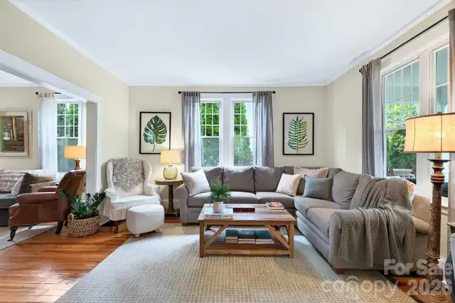 Listing Photo 16