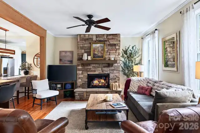 Listing Photo 17