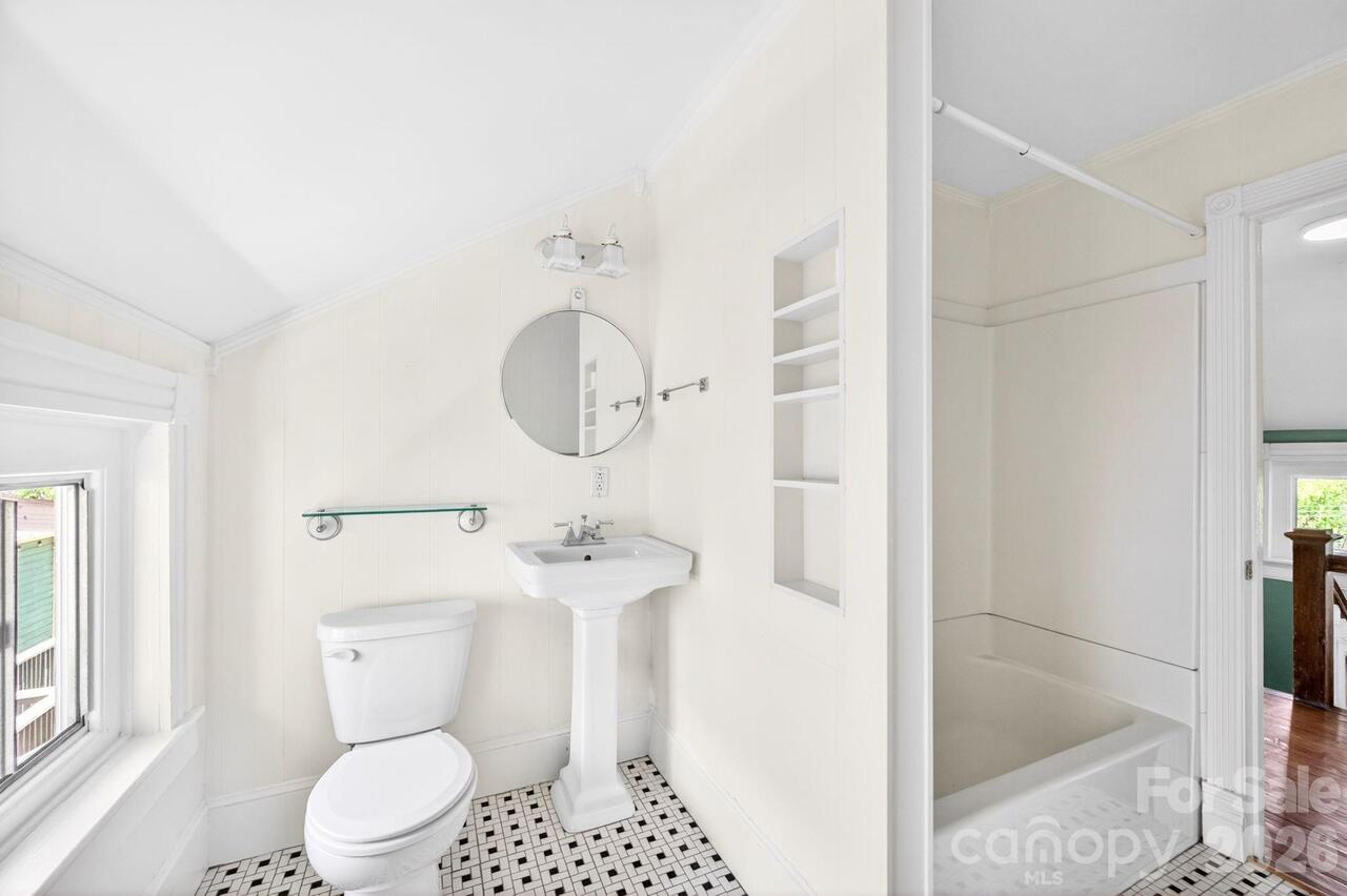 Listing Photo 21