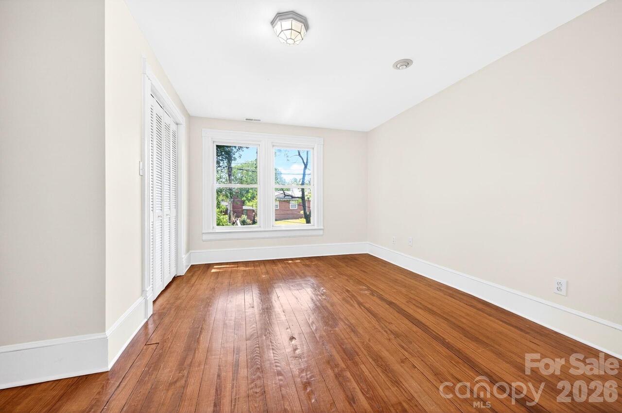 Listing Photo 22