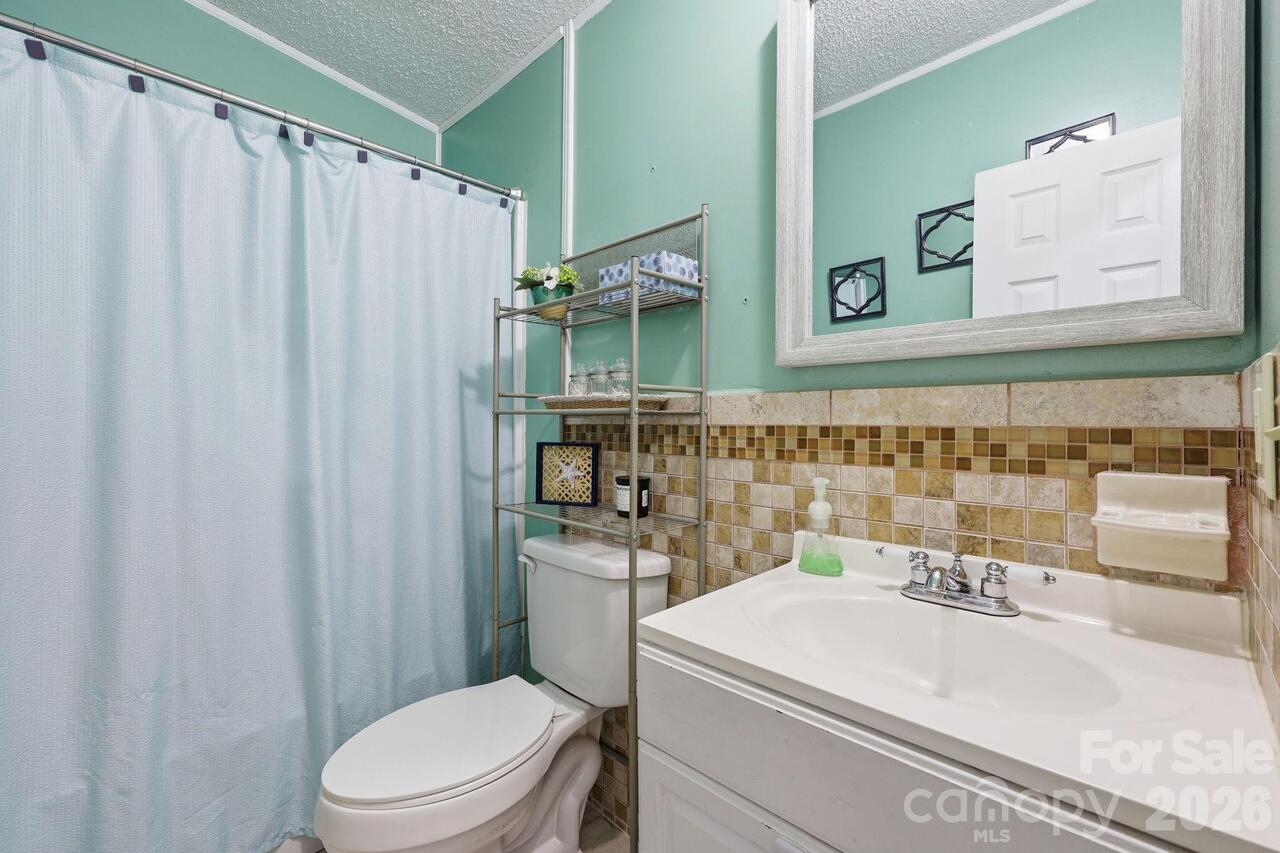 Listing Photo 12