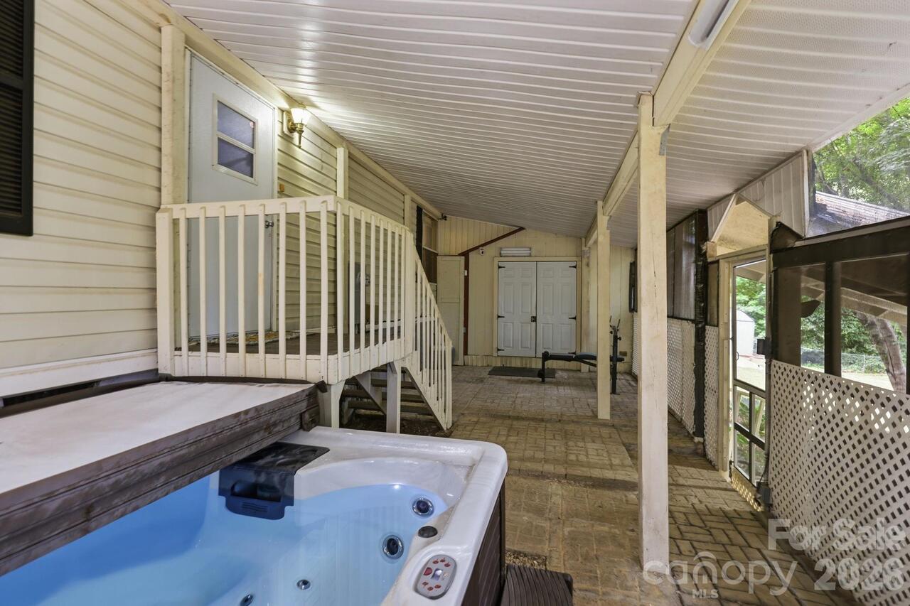 Listing Photo 14