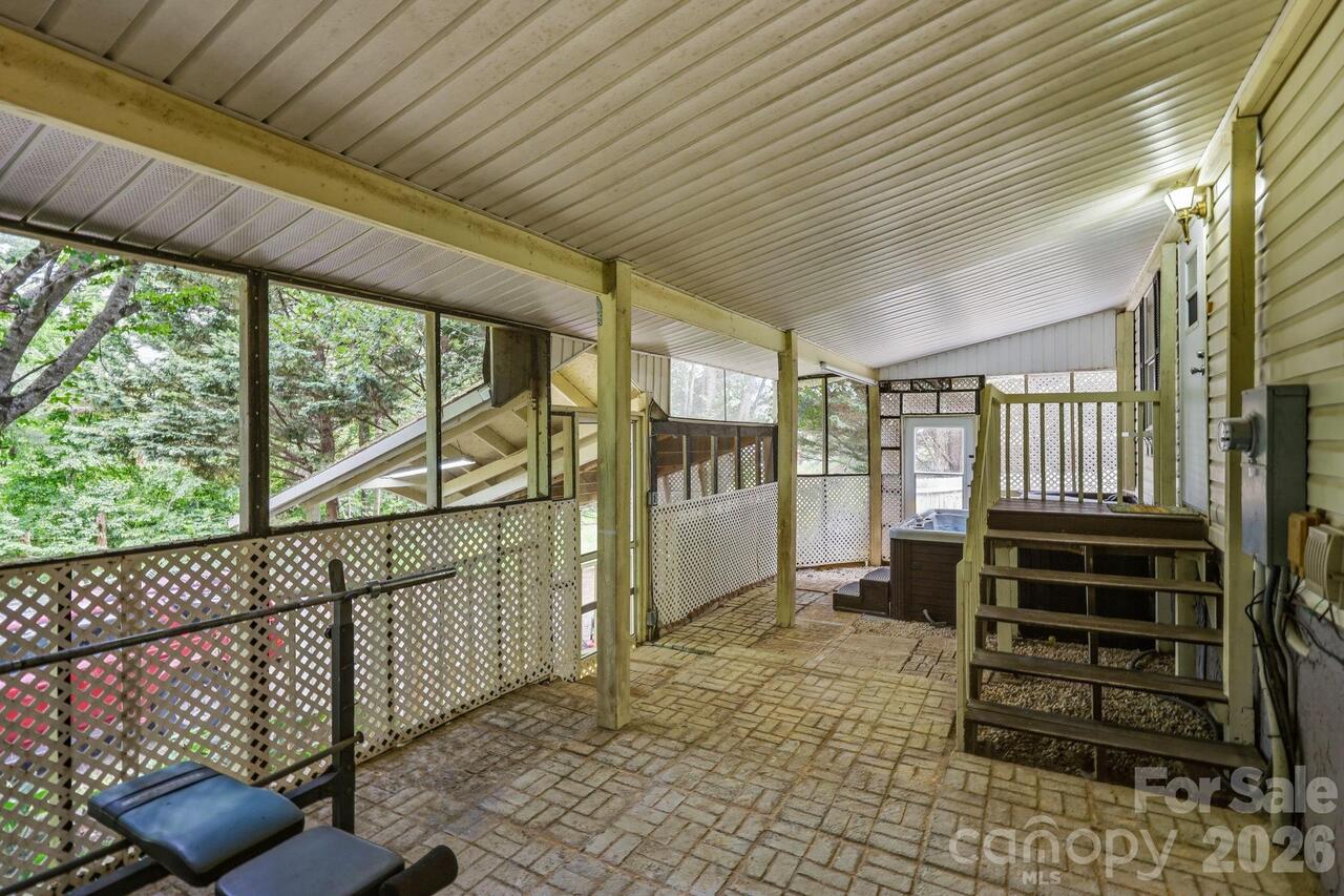Listing Photo 15