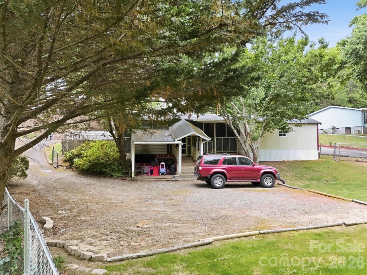 Listing Photo 19