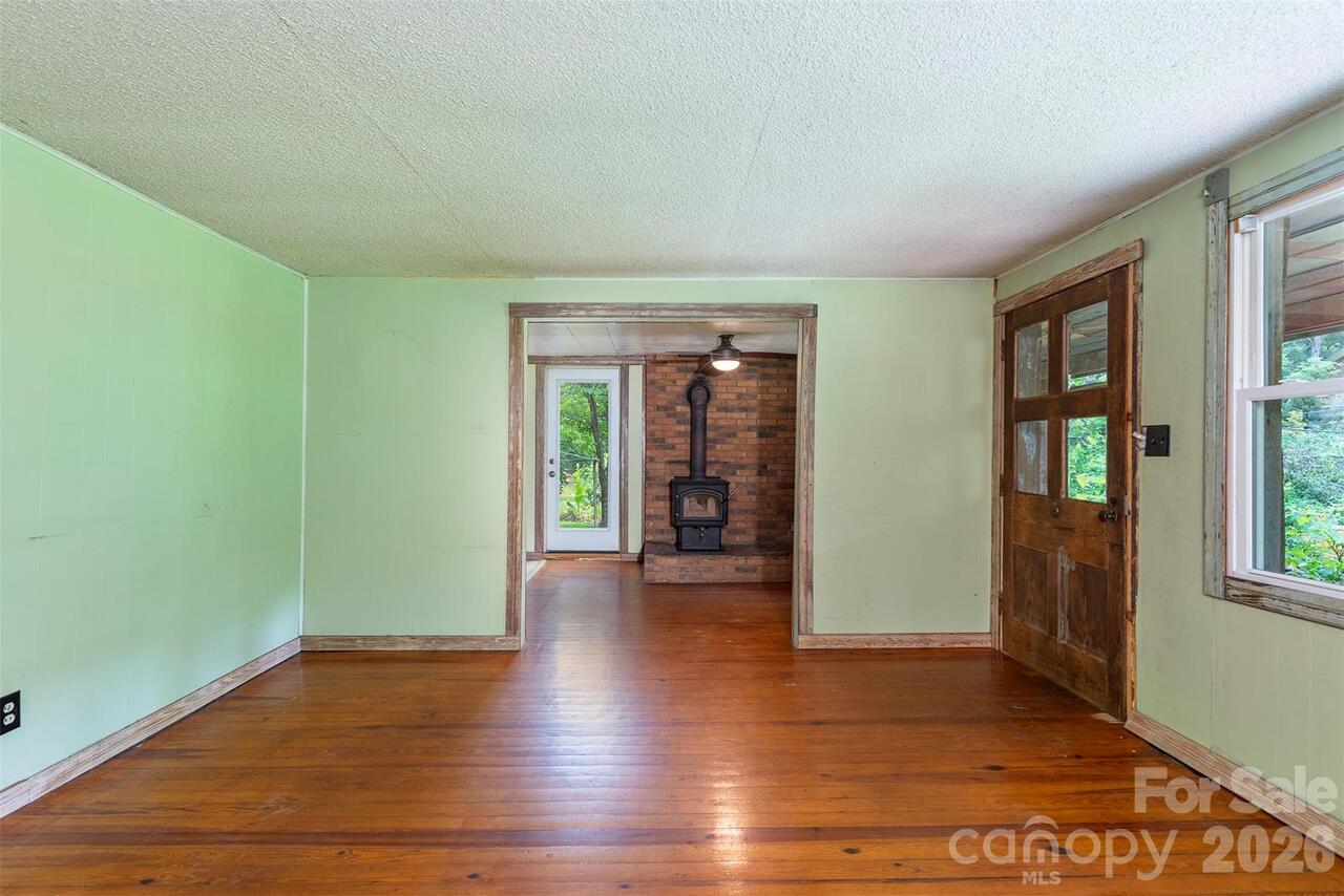 Listing Photo 13