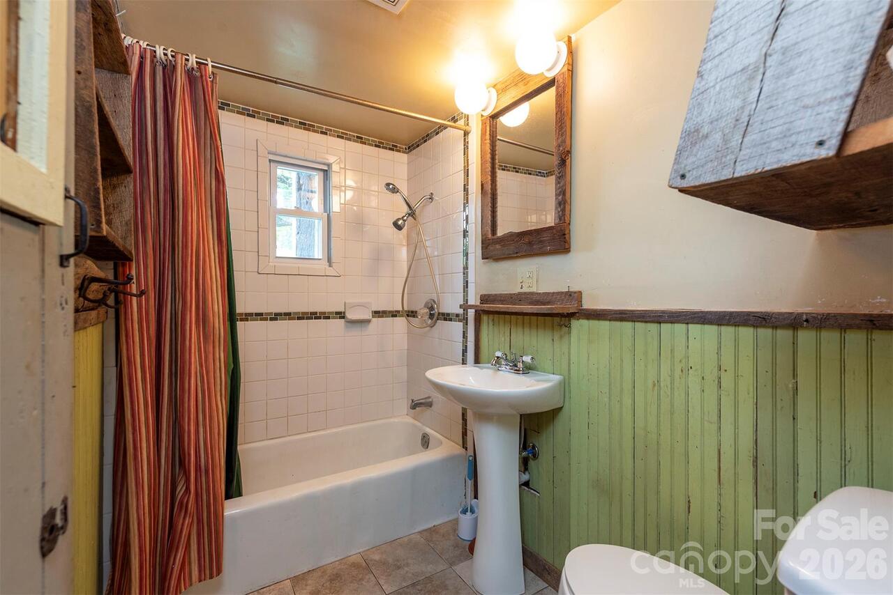 Listing Photo 19