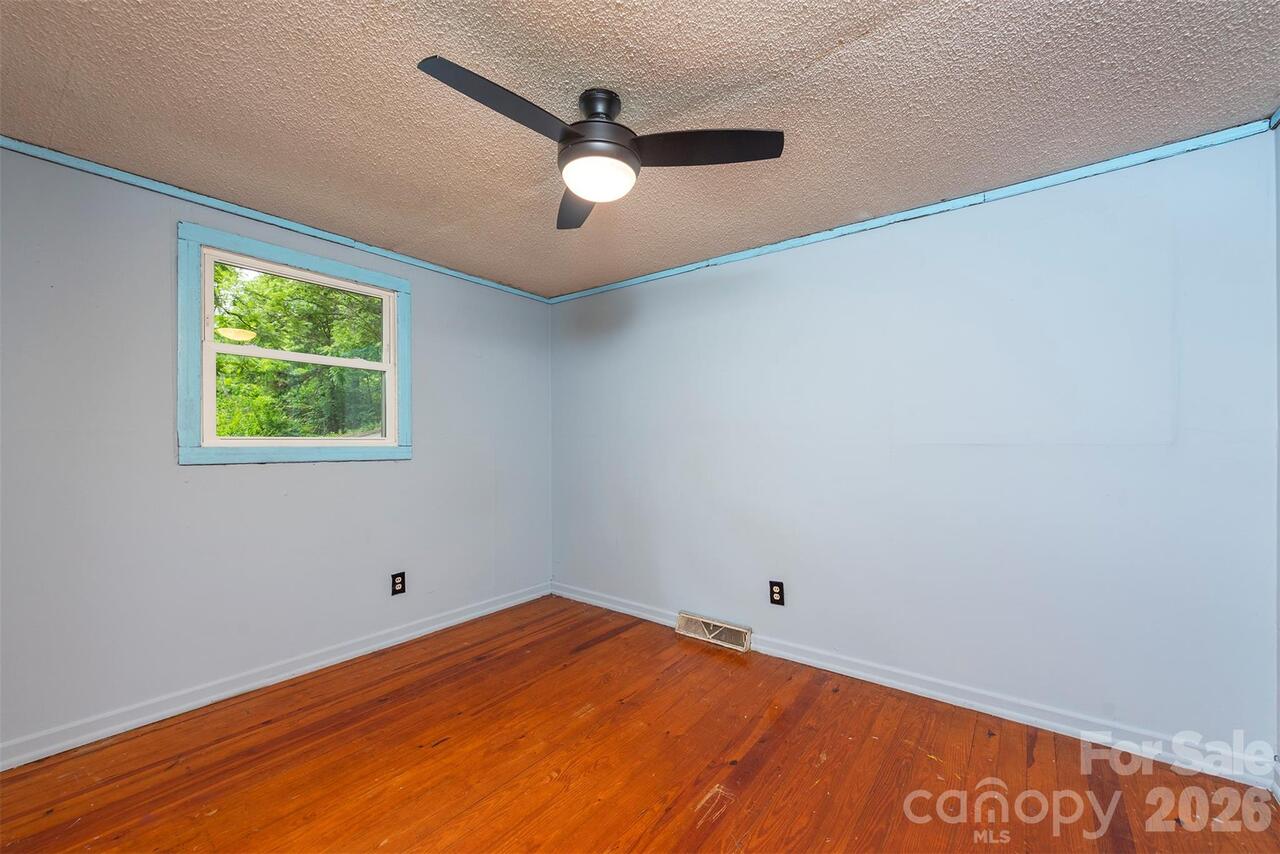 Listing Photo 20