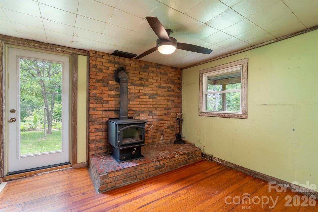 Listing Photo 23